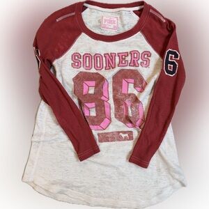 PINK Victoria's Secret Oklahoma Sooners Red and White Long Sleeve Tee
